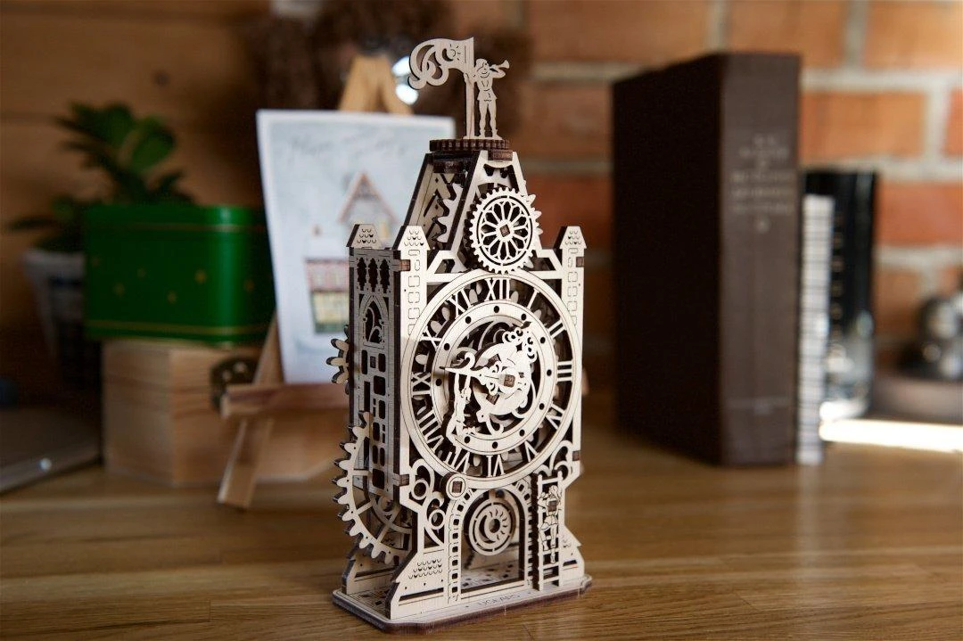 Senas laikrodžio bokštas - laikrodžio bokštas - mechaninis modelis surinkimui - fanera - 44 elementai - Ugearsmodels