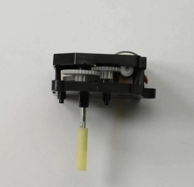 Oem Sliekinė pavara su DC 130 3V varikliu korpuse - LD02 - skirta robotams kurti ir "pasidaryk pats" projektams