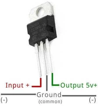 L7810 įtampos stabilizatorius su kojelių pajungimo schema