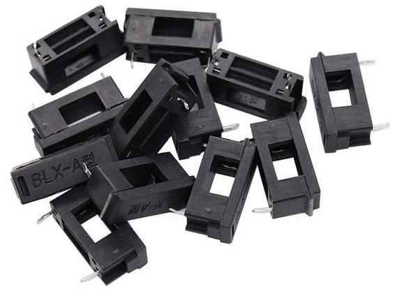 Juodi BLX-A saugiklių lizdai 5x20mm rinkinys
