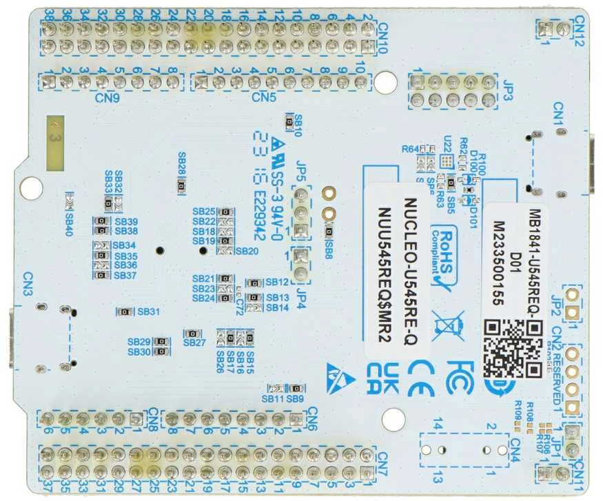 STM32 NUCLEO-U545RE-Q plokštė viršutiniu kampu