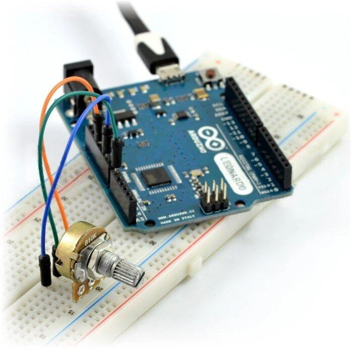 10k potenciometras su Arduino valdikliu