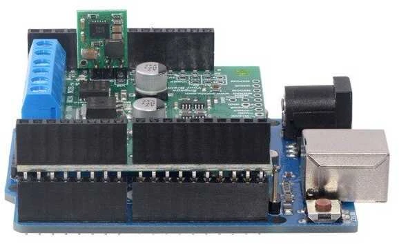 TB9051FTG, 2 kanalų variklio valdiklis 28V/2.6A, Arduino priedėlis, Pololu 2520