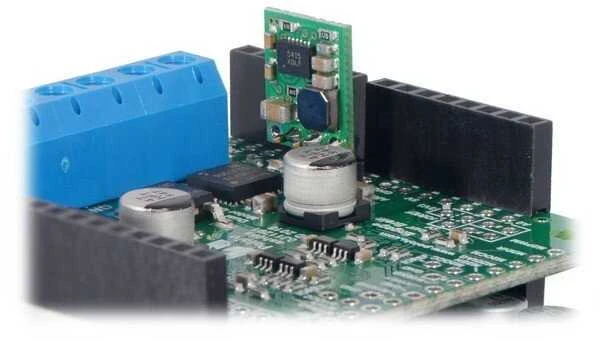 TB9051FTG, 2 kanalų variklio valdiklis 28V/2.6A, Arduino priedėlis, Pololu 2520