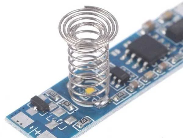 Oem TD01 jungiklis LED profiliams – jutiklinis jungiklis 5-24V