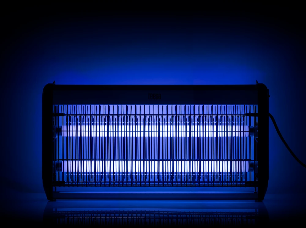 TEESA vabzdžius naikinanti lempa 30W(2x15W)