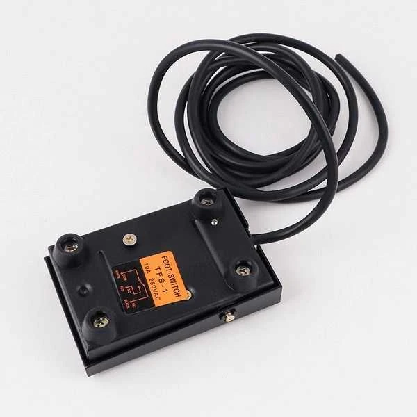Oem TFS-1 kojinis jungiklis su guma - juodas - su kabeliu