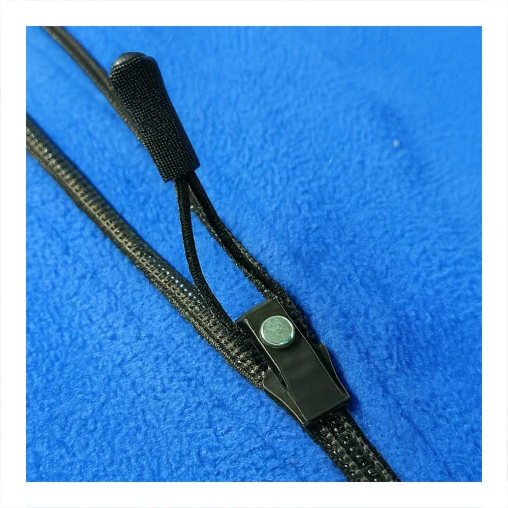 Oem Užtrauktuko kabliukas - juodas 3.7 cm