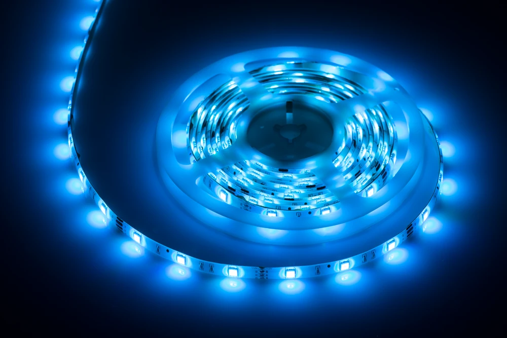 Vipow Apšvietimo rinkinys (LED styga 150x5050SMD + maitinimo šaltinis + spalvų valdiklis)