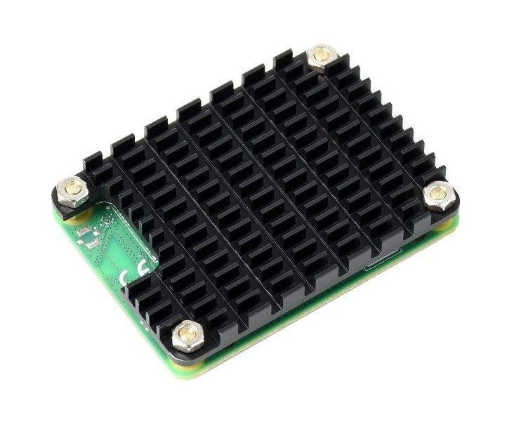 Waveshare Aliuminis radiatorius, skirtas Raspberry Pi Compute Module 4 su šilumai laidžia juosta, juodas