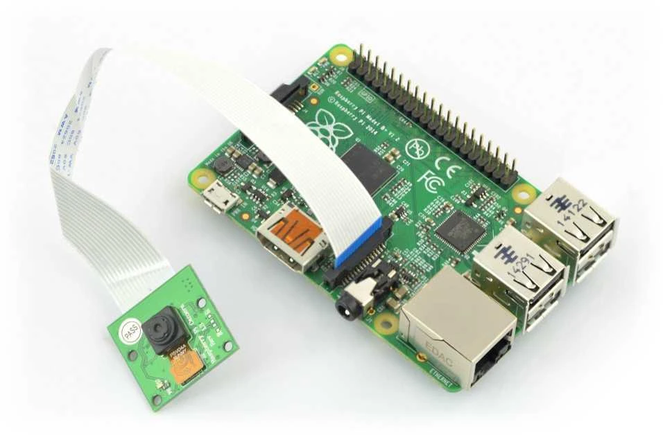 OV5647 kamera su Raspberry Pi jungtimi