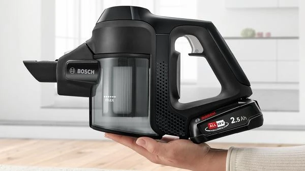 Bosch BBS611BSC Serie | 6 įkraunamasis dulkių siurblys Unlimited, Juodas