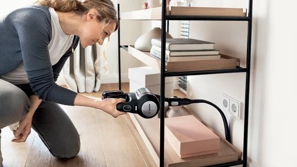 Bosch BCS711EXT Įkraunamasis dulkių siurblys Unlimited 7, Juodas