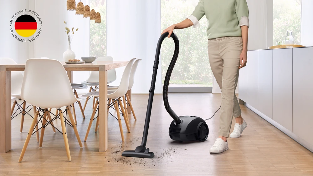 Bosch Dulkių siurblys su maišeliu, Juodos spalvos (BGBS2LB1)