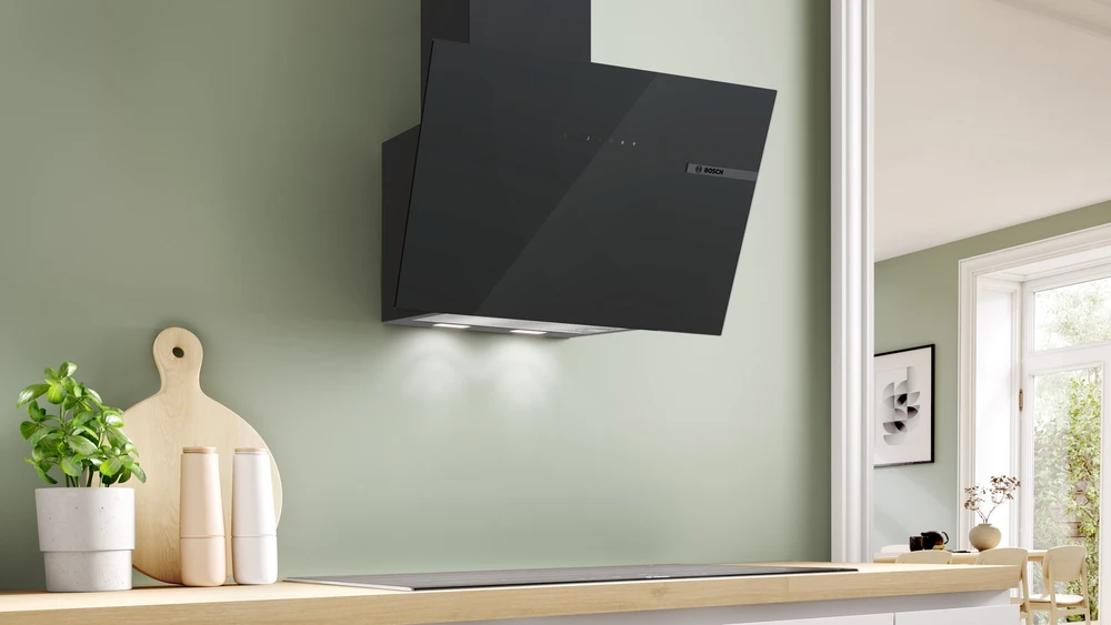 Bosch DWK67PN61 Serija 6, Prie sienos montuojamas gartraukis, 60 cm, skaidrus stiklas su juodu atspaudu, Juoda