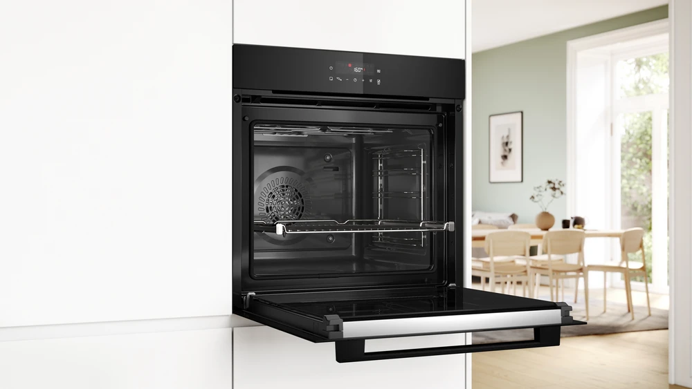 BOSCH HBG571EB4 Built-in Oven, Juodas, 71 L
