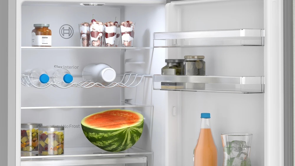 Bosch KGN367ICT Serie | 4 laisvai statomas šaldytuvas-šaldiklis, nerūdijančio plieno (atsparus pirštų antspaudams)
