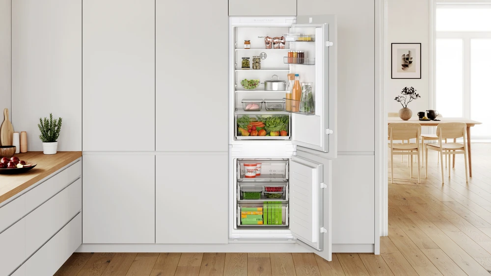 Įmontuojamasis šaldytuvas Bosch KIN86NSE0 NoFrost