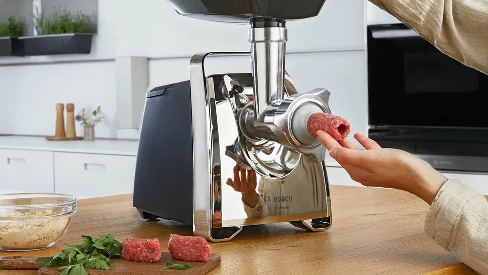 Mėsmalė Meat grinder Bosch MFW67440 (700 Juodas)