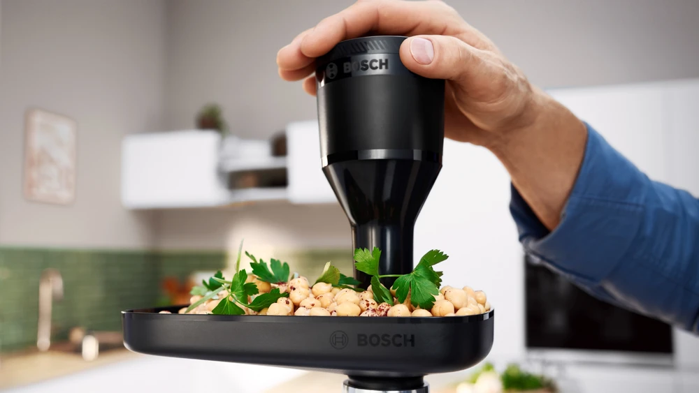 Mėsmalė Bosch MFWS609W Series 6, Food mincer, MultiPower, 2100 W, Baltas, Baltas