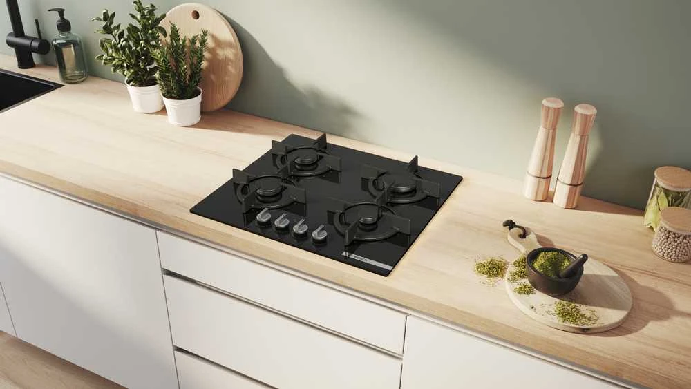 Bosch PPP6A6I10 Serija 6, Dujinė kaitlentė, Kietas stiklas, Juodas