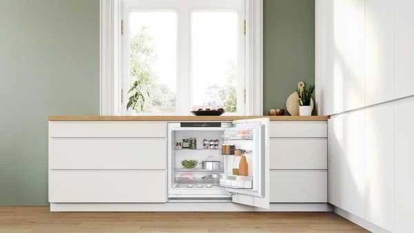 Įmontuojamas šaldytuvas Bosch KUR21ADE0