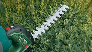 Akumuliatorinės krūmų ir žolės žirklės Bosch AdvancedShear 18 (18V / 1x2,0Ah)