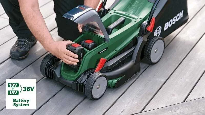 Bosch akumuliatorinė vejapjovė  UniversalRotak 2x18V-37-550, 2x4.0Ah, pilnas komplektas