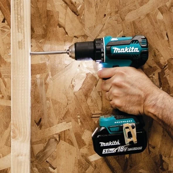 Makita DDF485RFJ Akumuliatorinis gręžtuvas, 18 V, 2x 3,0 Ah Li-ion, 50/25 Nm, 1,7kg, LED, BL-motor, MAKPACK