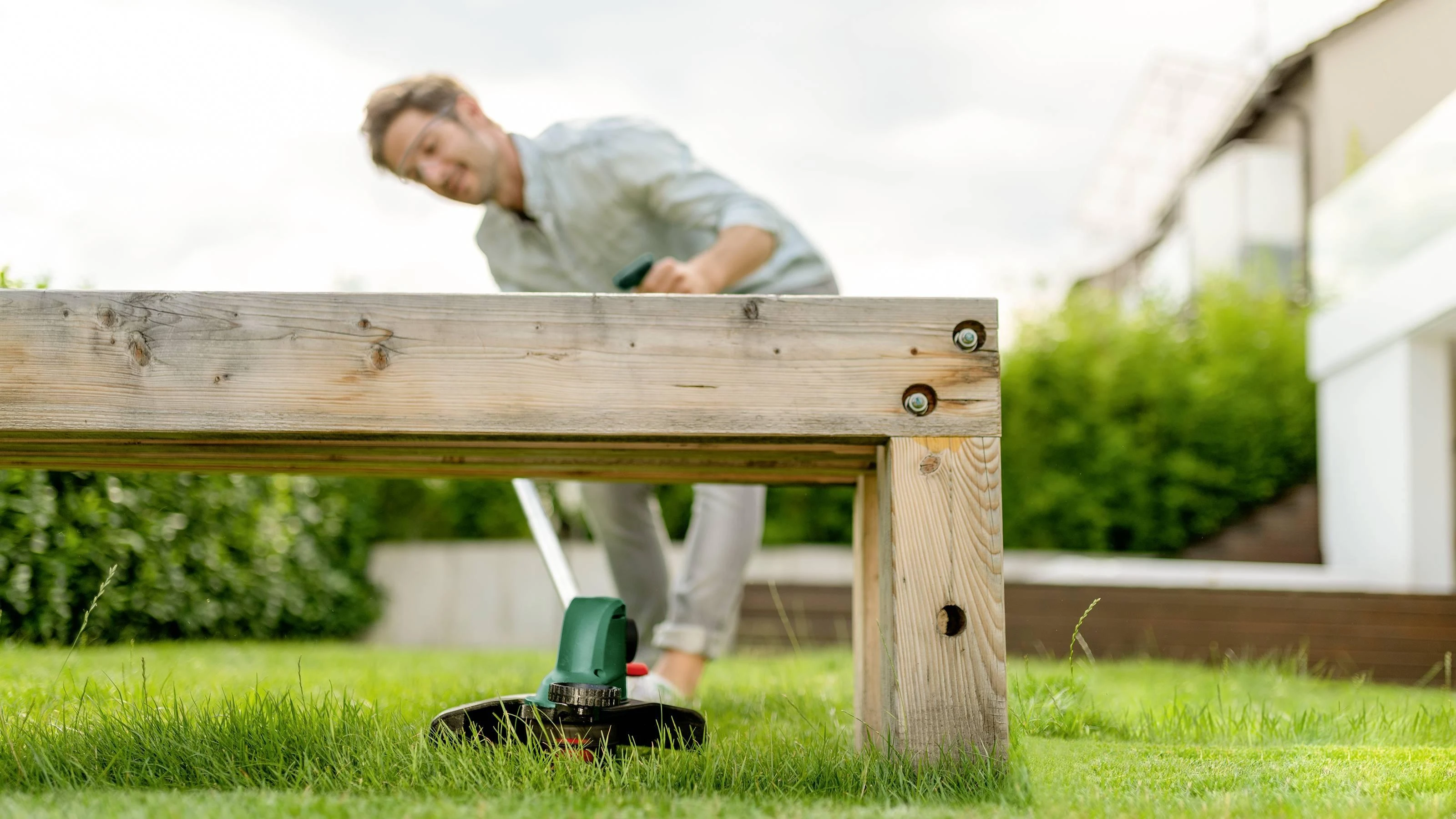 Akumuliatorinė žoliapjovė Bosch UniversalGrassCut 18V-260