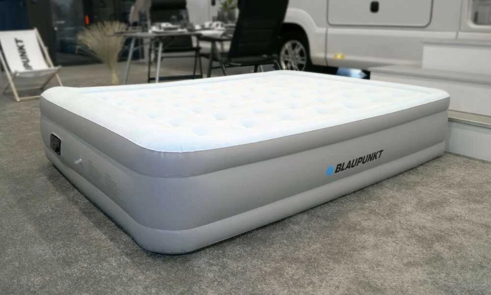 Blaupunkt Pripučiamas čiužinys su integruota elektrine pompa 203x157 cm IM820