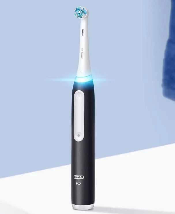 Oral-B iO 3 šepetėlis su apšvietimu