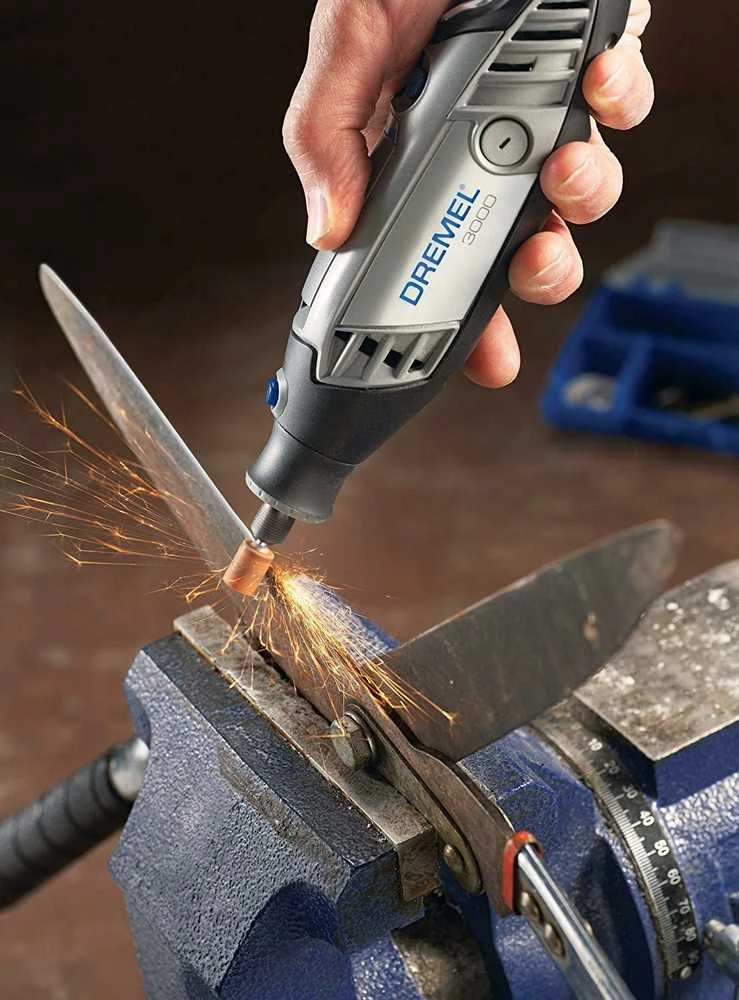 Dremel 3000-5 serijos rotacinis įrankis + 5 priedai