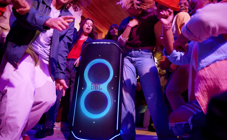 JBL Partybox Ultimate nešiojama kolonėlė aprašymas - Prekės nuotrauka