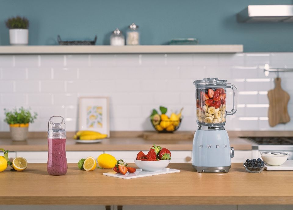 Smeg Kokteilinė BLF03WHEU aprašymas - Prekės nuotrauka