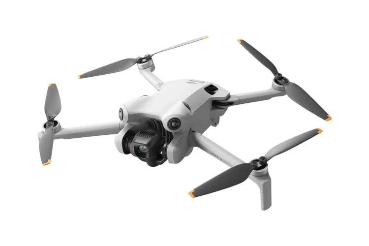 DJI Mini 4 Pro Fly More Combo (DJI RC 2) dronas aprašymas - Prekės nuotrauka