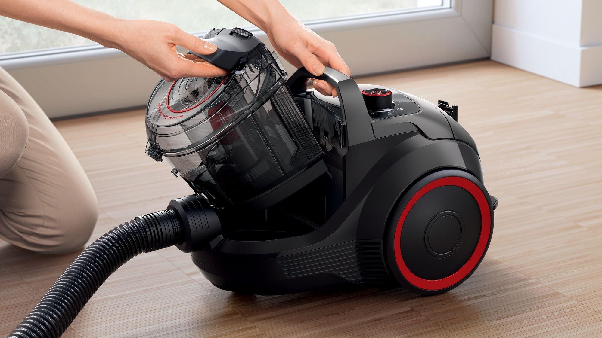 Bosch BGS21POW2 dulkių siurblys be maišelio, galia 750 W, dulkių talpa 2 l, Juodas