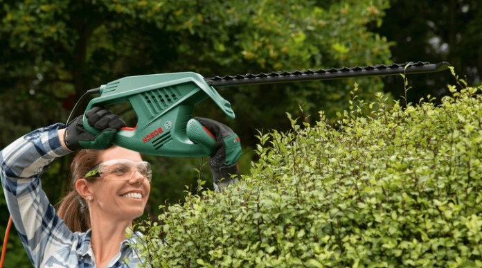 Elektrinės gyvatvorių žirklės Bosch EasyHedgeCut 55