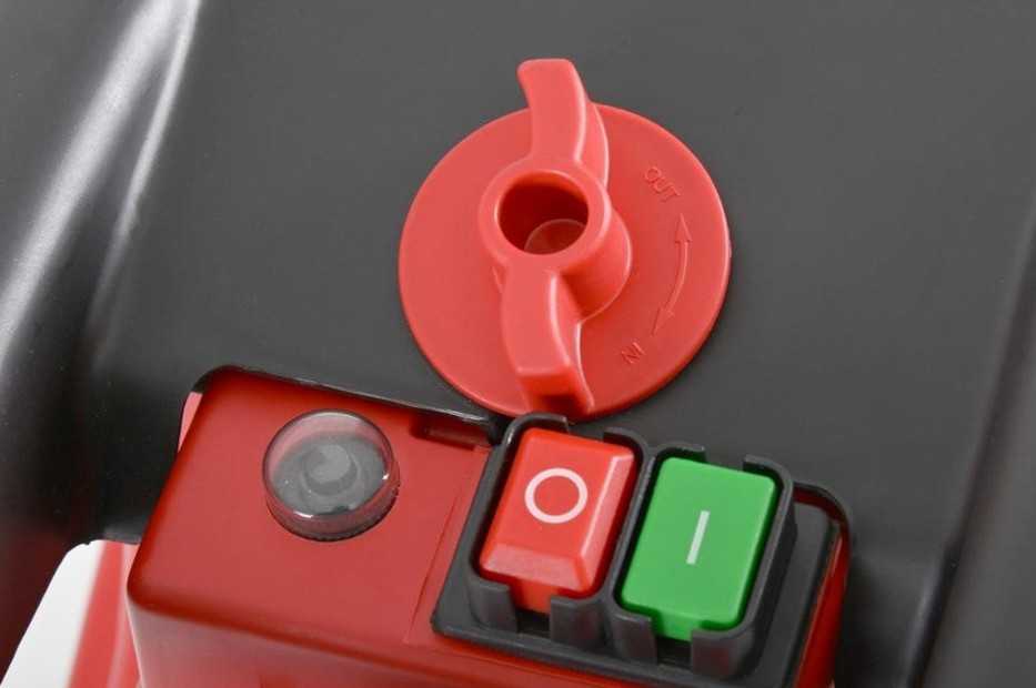 Elektrinis šakų smulkintuvas Hecht 6284 XL
