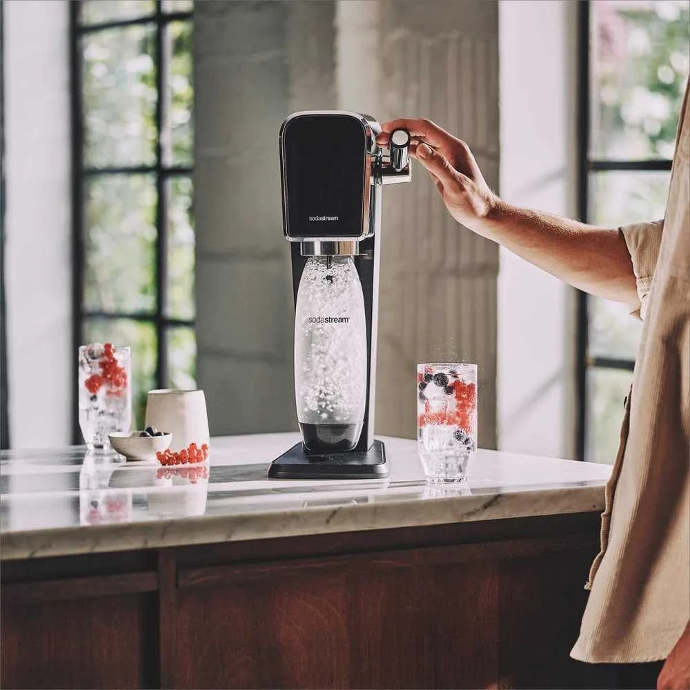 Gazuotų gėrimų gaminimo aparatas SodaStream Art, Juodas
