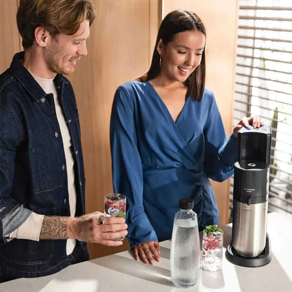 Gazuotų gėrimų gaminimo aparatas SodaStream DUO, juodas