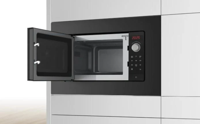 Įmontuojama mikrobangų krosnelė Bosch BFL623MB3