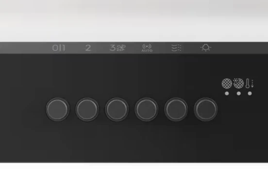 Juodos spalvos 80 cm pločio įmontuojamas gartraukis Electrolux LFG818K