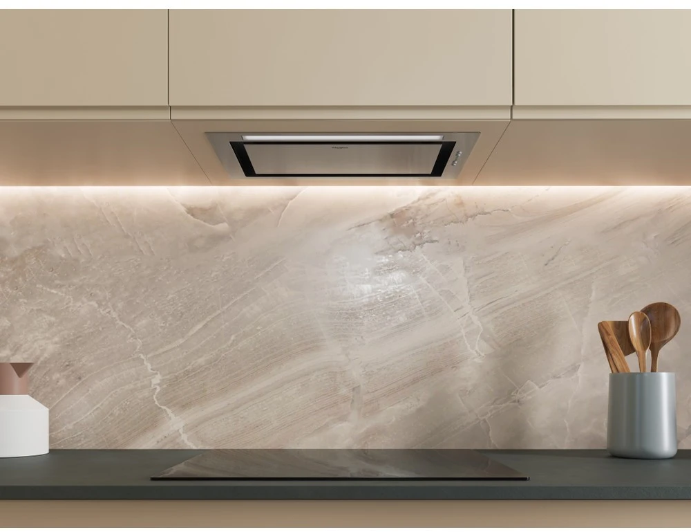 „Whirlpool“ gartraukis | WCT3 63F LTX | Įmontuojamas | Energijos vartojimo efektyvumo klasė B | Plotis 51,4 cm | 430 m³/h | Elektroninis | LED | Nerūdijantis plienas