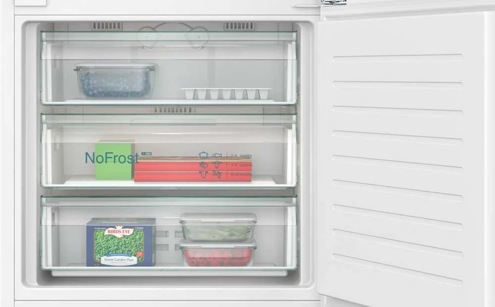 Šaldytuvas Siemens iQ300 KB96NVFE0 fridge-šaldiklis Built-in 383 L E Baltas