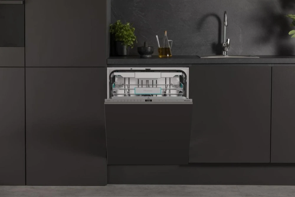 Indaplovė Hisense HV663C62