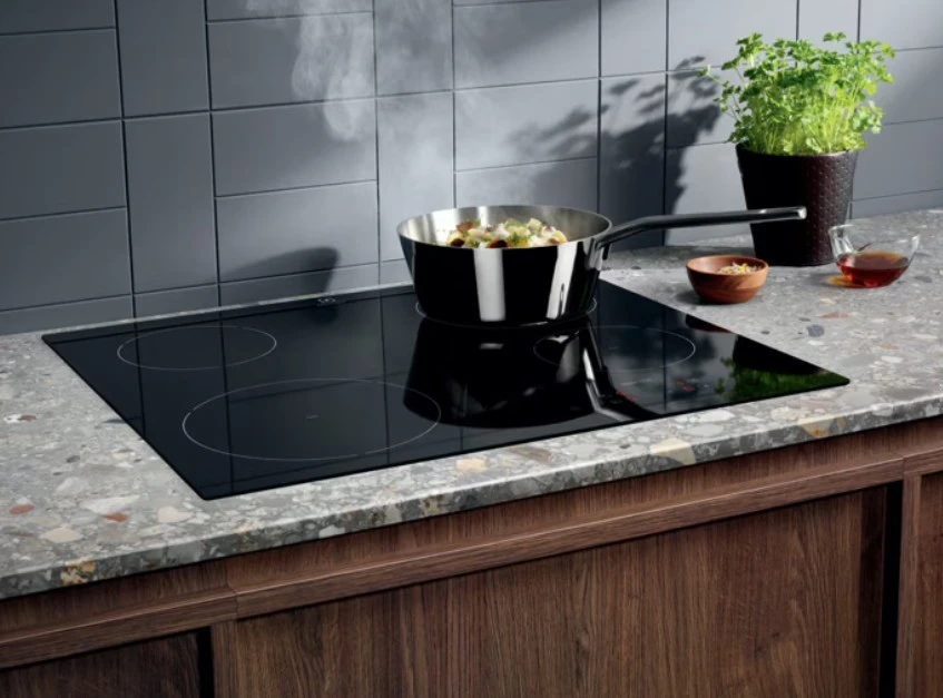 Indukcinė kaitlentė Electrolux 300 serija LIB60424CK