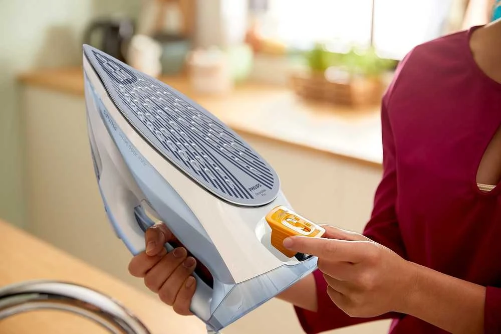 Philips 7000 serija HV garų lygintuvas, DST7011/20, šviesiai mėlynas / pilkas