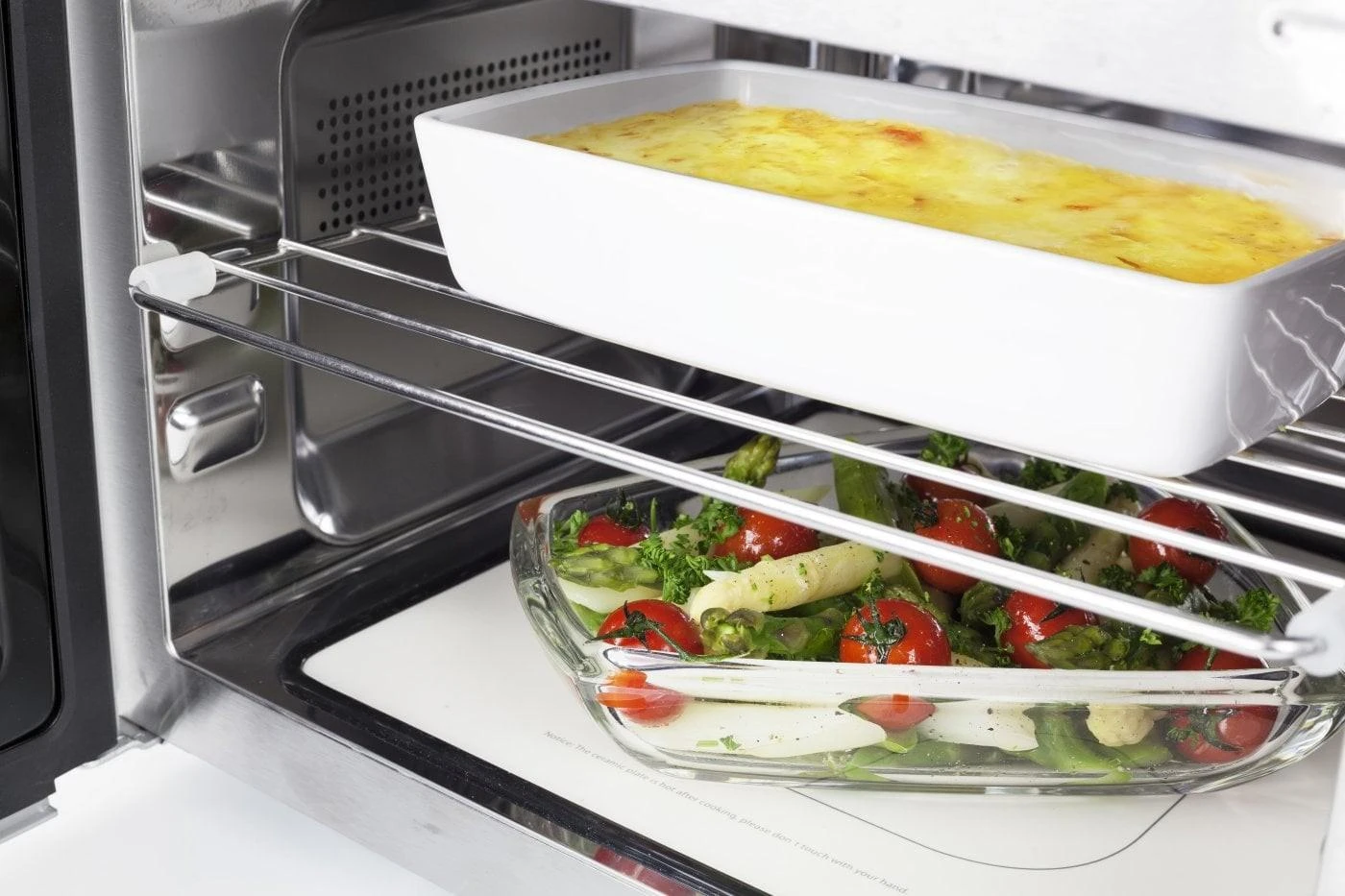Mikrobangų krosnelė Caso | Microwave orkaitė | MG 20 | Free standing | 20 L | 800 W | Grilis | Juodas