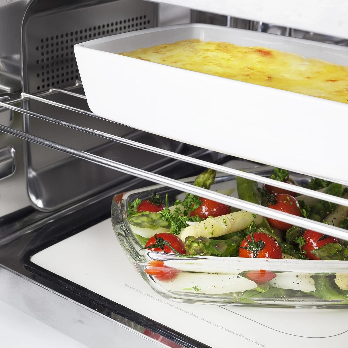 Caso | Keraminė mikrobangų krosnelė su grotelėmis | MG 25 Ecostyle | Laisvai pastatoma | 900 W | 25 l | Grotelės | Sidabrinis
